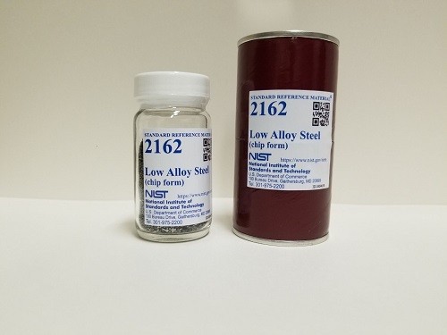 SRM 2162 - 低合金鋼(片狀)